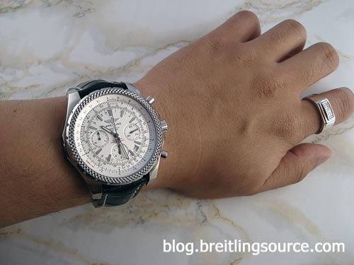 The Breitling Bentley 6.75 has